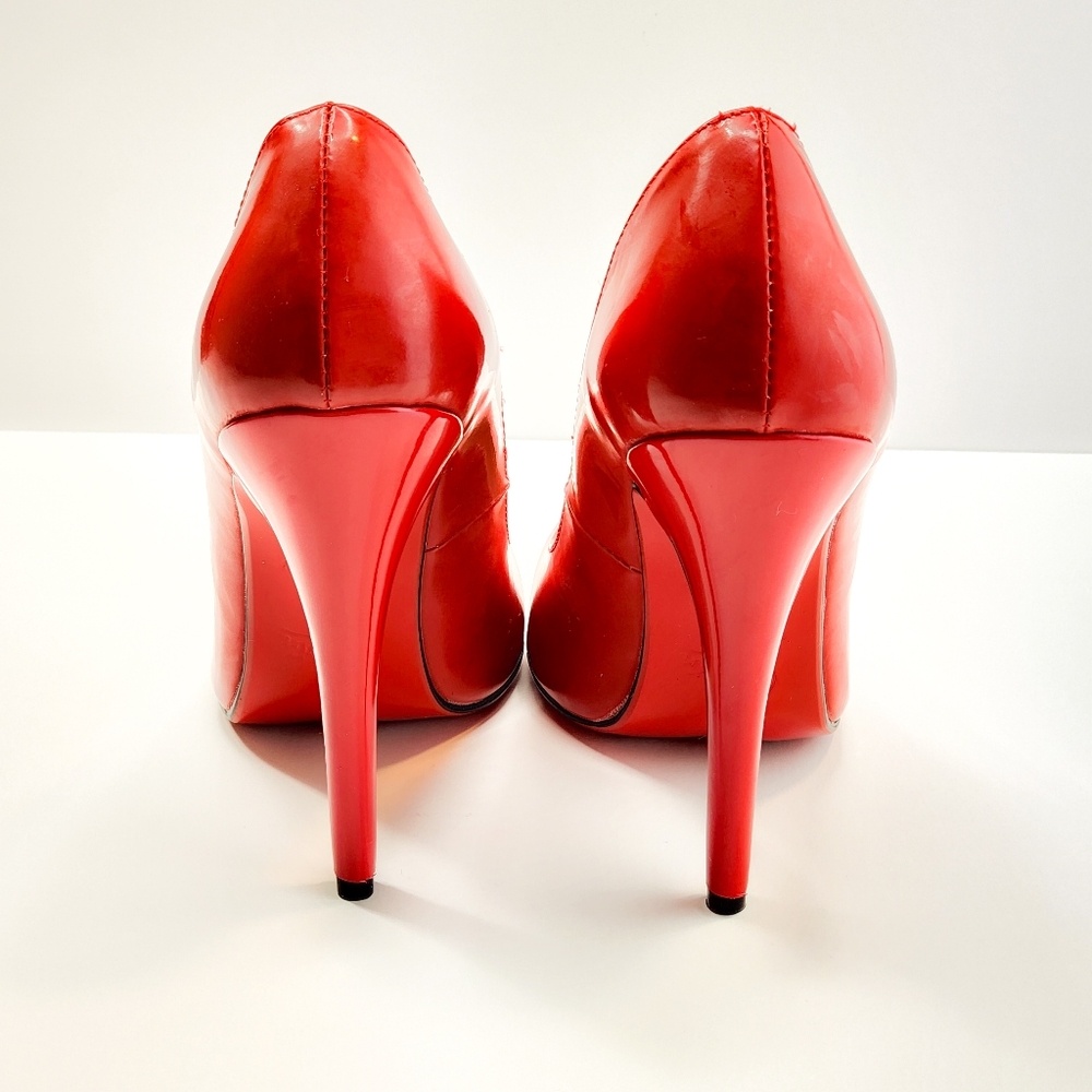 Red High Heels ๐ - Picture 3 of 6